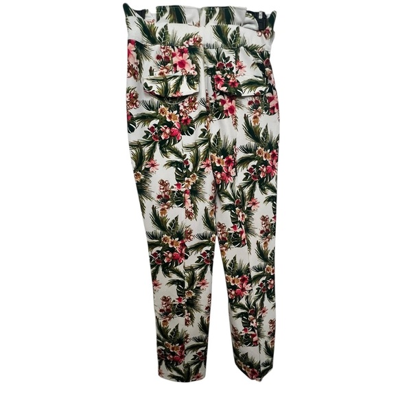 Floral High-Waisted Pants with Belt - Picture 3 of 3